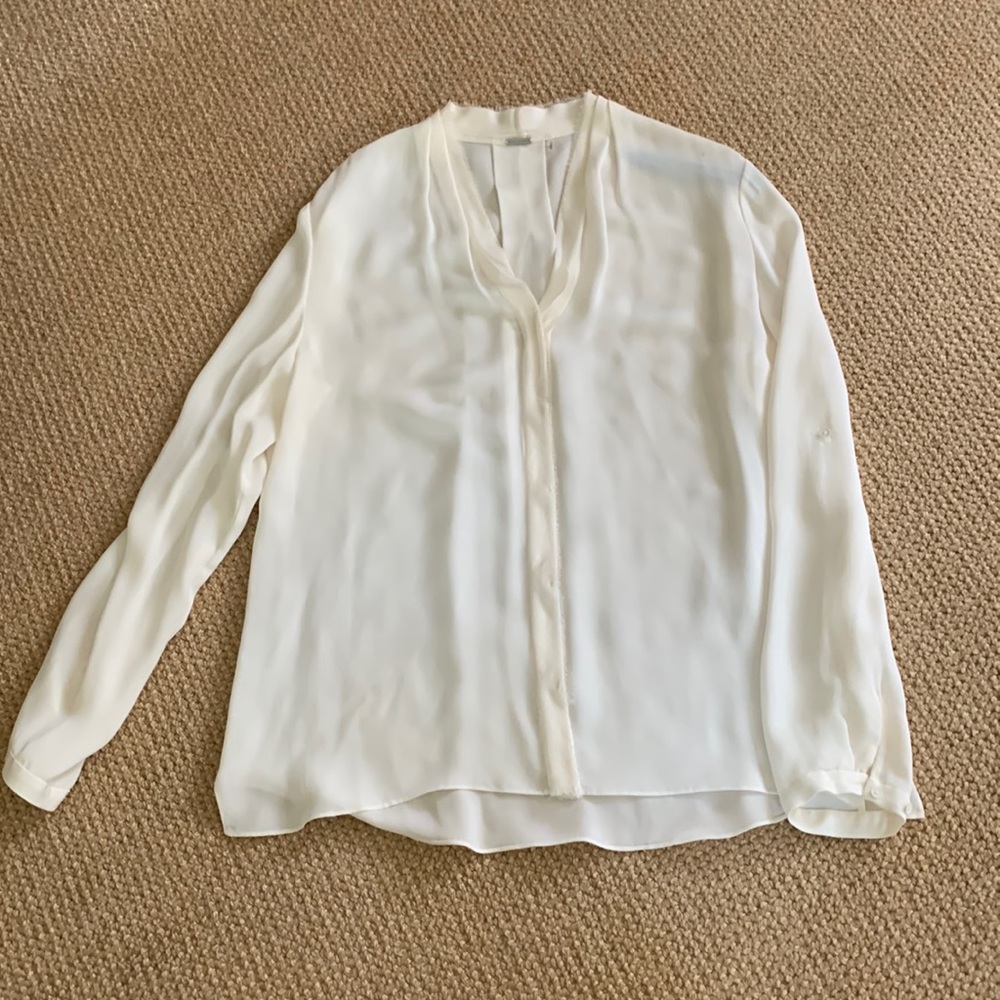 Elie Tahiti. Off white. Size large.